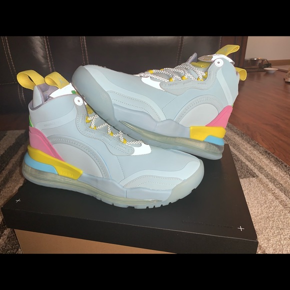 Jordan Aerospace 720 UC X Lyrical Lemonade - Picture 2 of 5